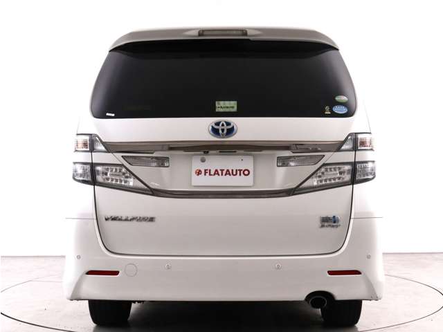 Toyota Vellfire Hybrid 9