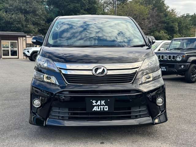 Toyota Vellfire 8
