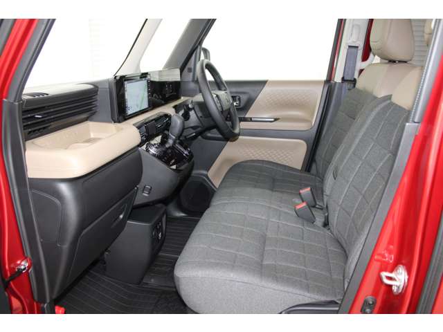 Mitsubishi Delica Mini 6