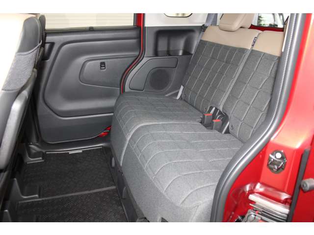 Mitsubishi Delica Mini 7