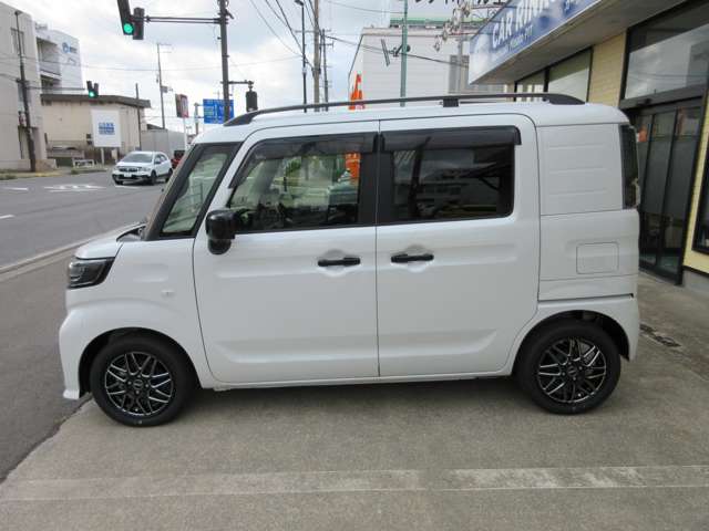 Suzuki Spacia Base 5
