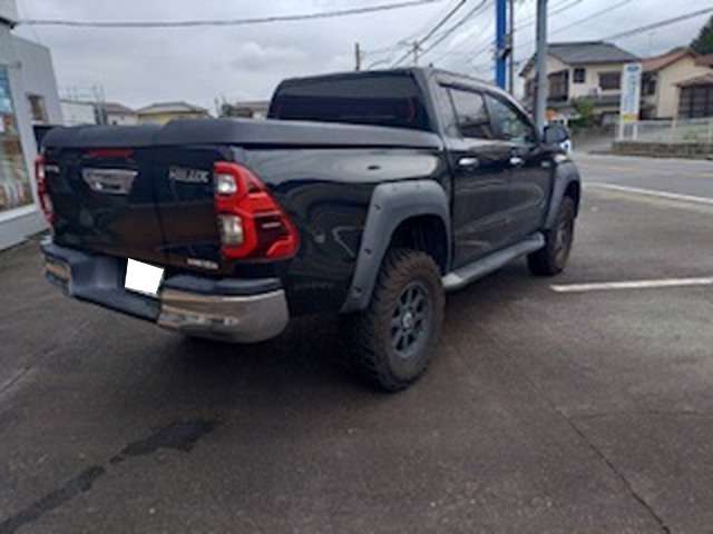 Toyota Hilux 5