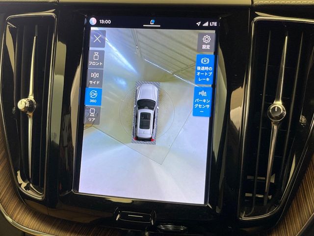 Volvo XC60 7
