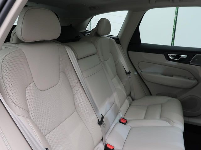 Volvo XC60 10