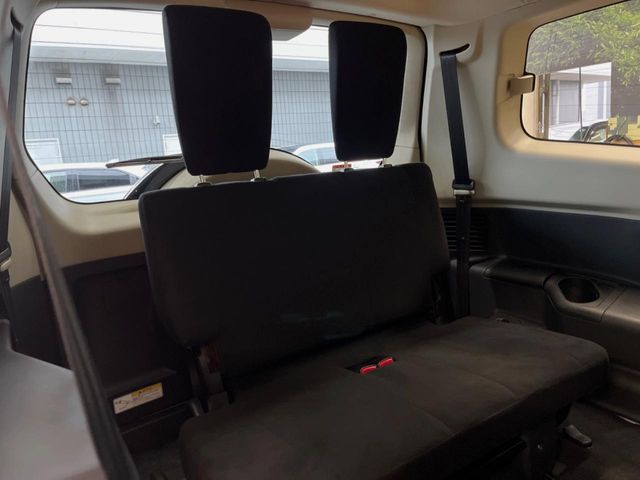 Mitsubishi Pajero 9