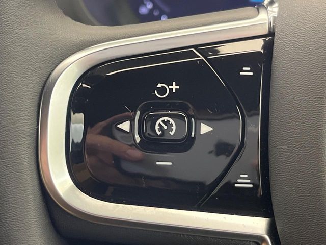 Volvo XC60 10