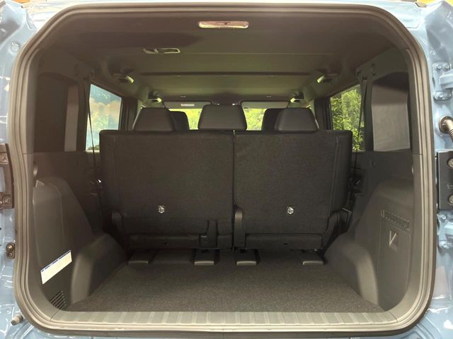 Toyota Land Cruiser FJ 10