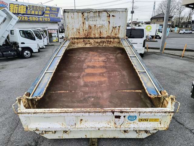 Isuzu Elf 2