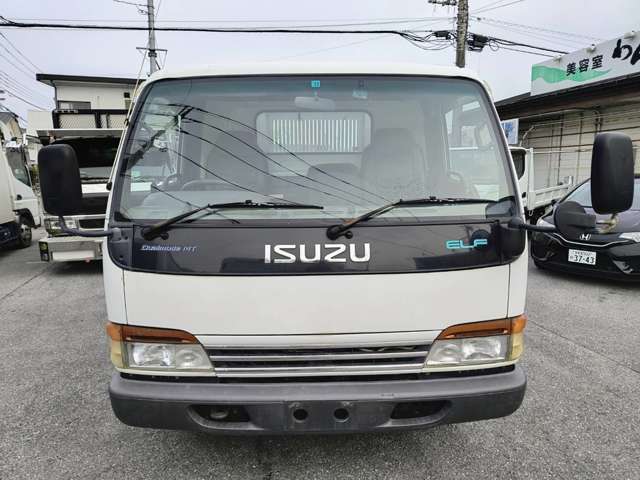 Isuzu Elf 3
