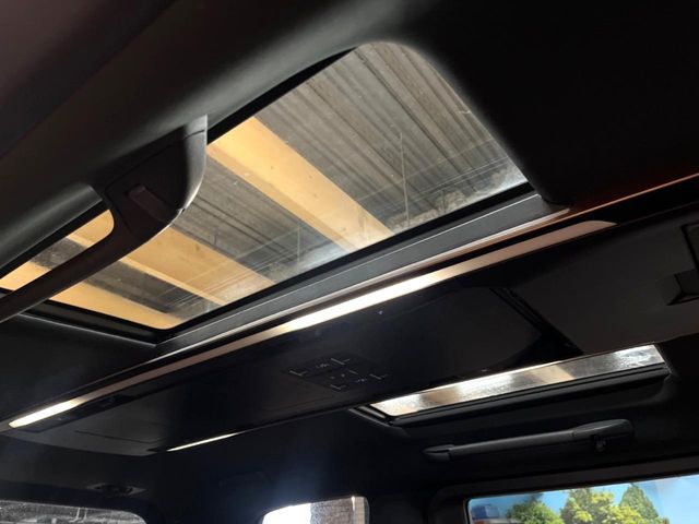 Toyota Alphard 3
