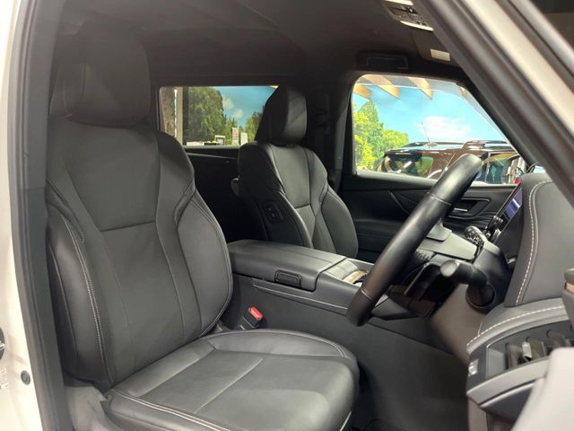 Toyota Alphard 8