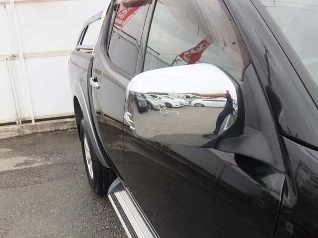 Mitsubishi Triton 11