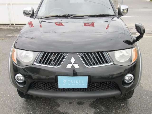 Mitsubishi Triton 6