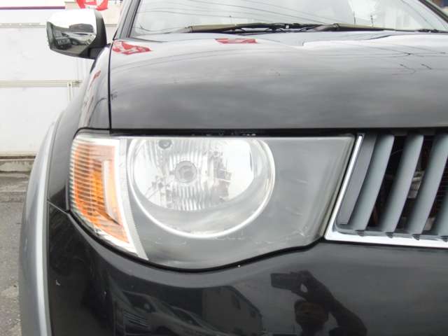 Mitsubishi Triton 7