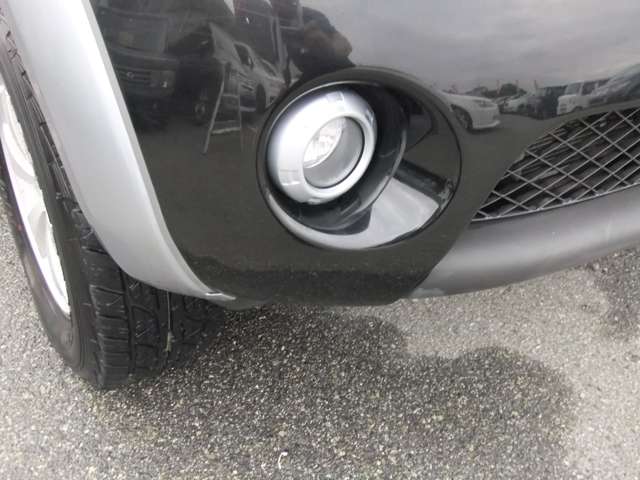 Mitsubishi Triton 10