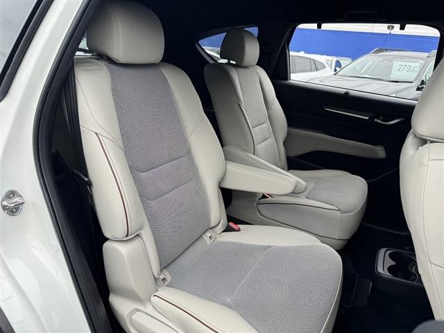 Mazda CX-8 9