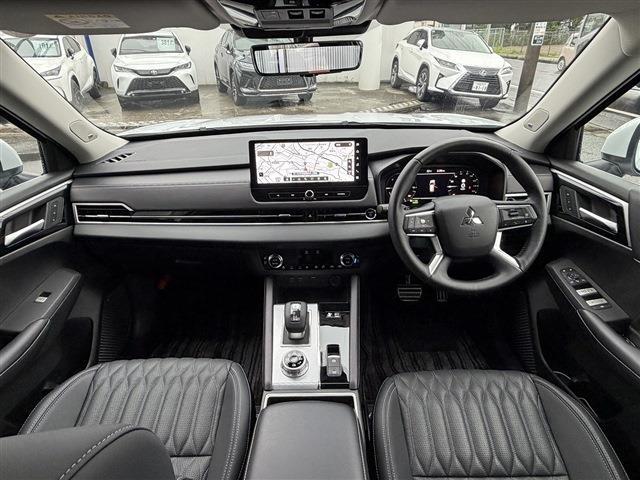 Mitsubishi Outlander 10