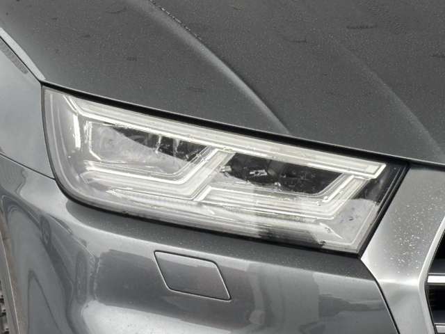 Audi Q5 11