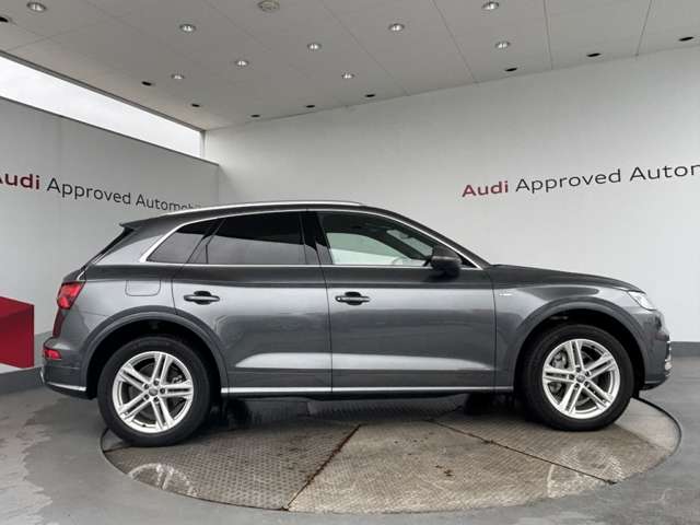 Audi Q5 6