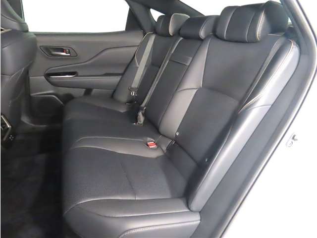 Toyota Crown Crossover 11