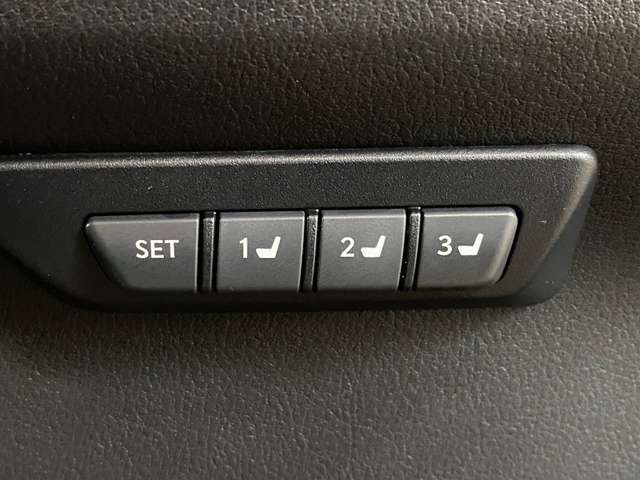 Lexus NX 9