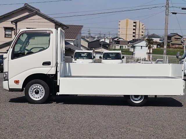 Toyota Toyoace 12