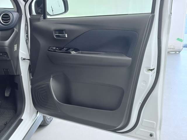 Mitsubishi eK X 11