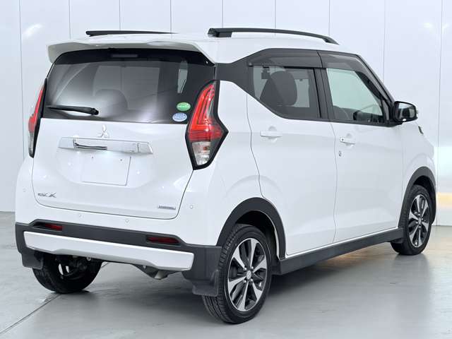 Mitsubishi eK X 6
