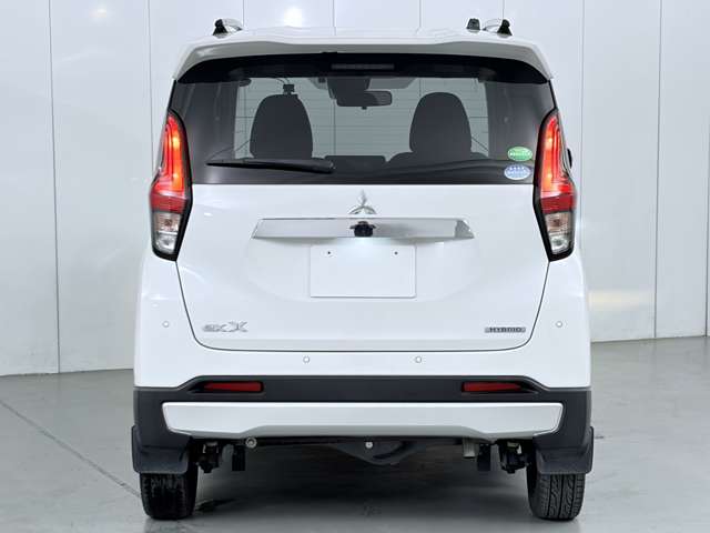 Mitsubishi eK X 7