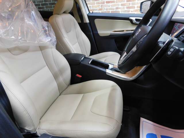 Volvo XC60 12