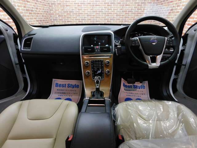 Volvo XC60 5