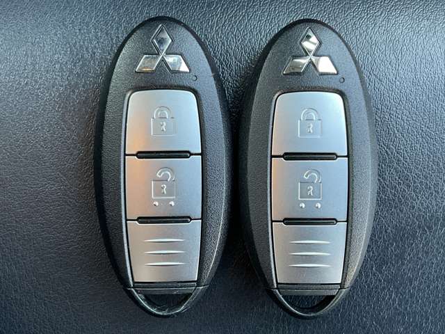 Mitsubishi eK X 12