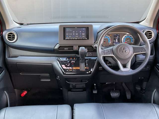 Mitsubishi eK X 4
