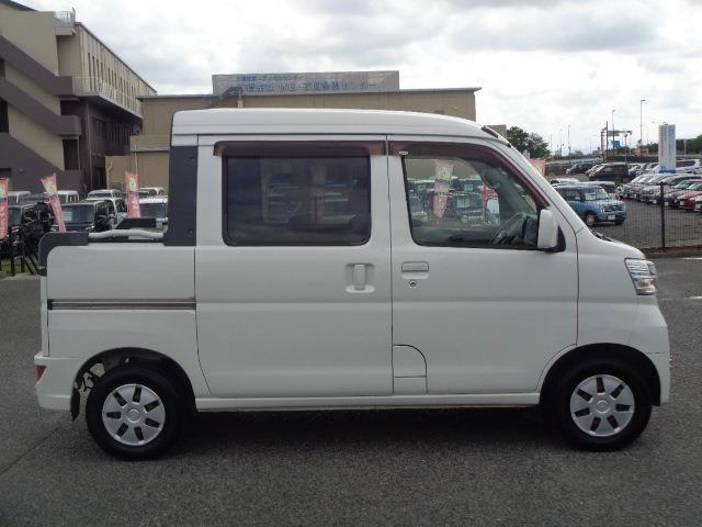 Daihatsu Hijet Deck Van 6