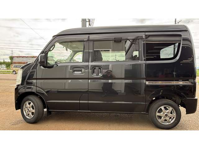 Nissan NV100 Clipper 3