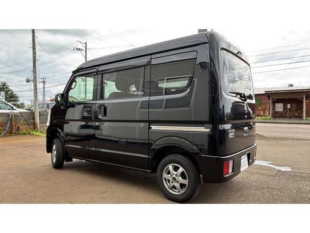 Nissan NV100 Clipper 4