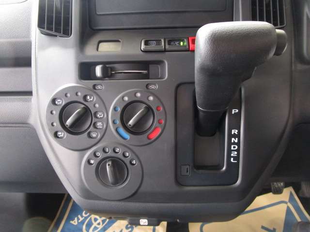 Toyota Town Ace Van 3