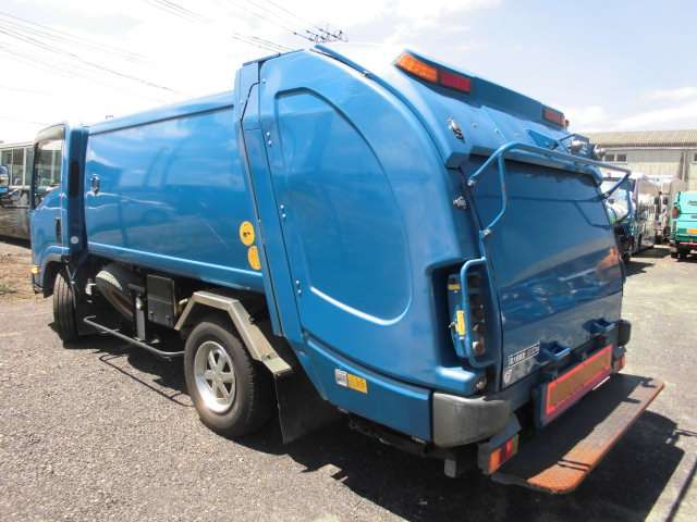 Isuzu Elf 5