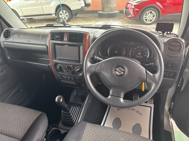 Suzuki Jimny 3