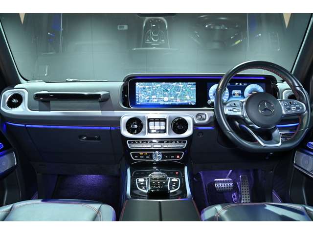 Mercedes-Benz G-Class 12