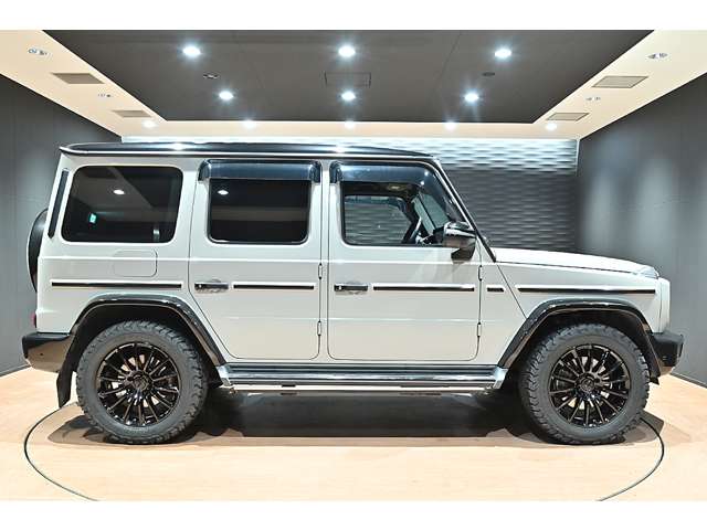 Mercedes-Benz G-Class 6