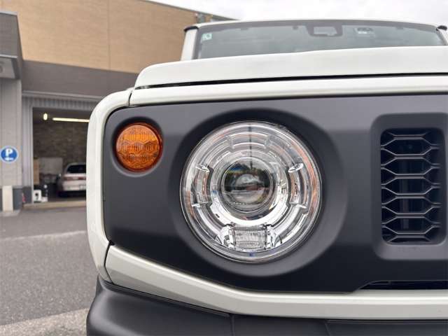 Suzuki Jimny 9