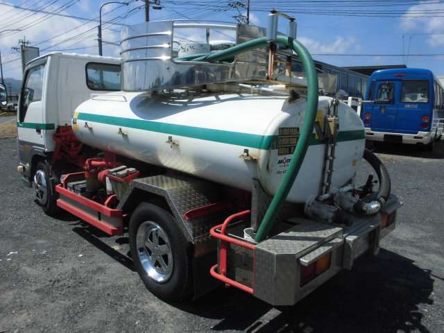 Isuzu Elf 5