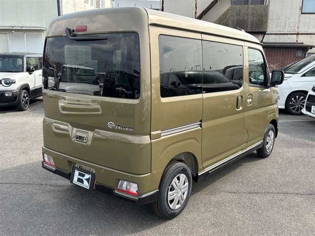 Daihatsu Atrai 5