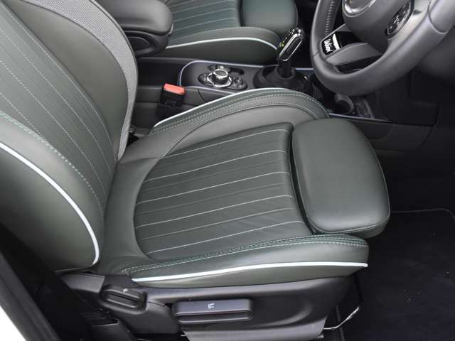 MINI Crossover 10