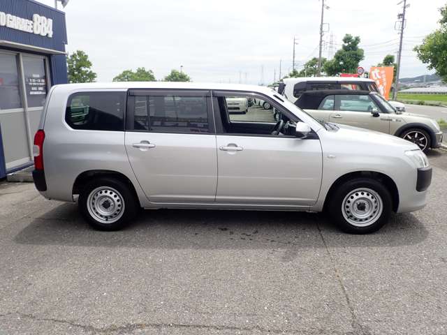 Toyota Probox Van 10
