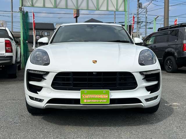 Porsche Macan 2