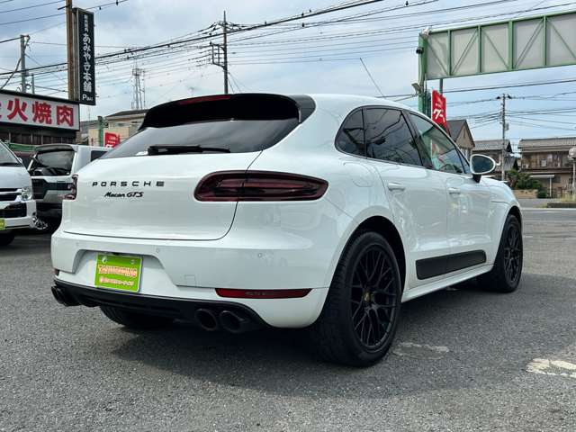 Porsche Macan 5