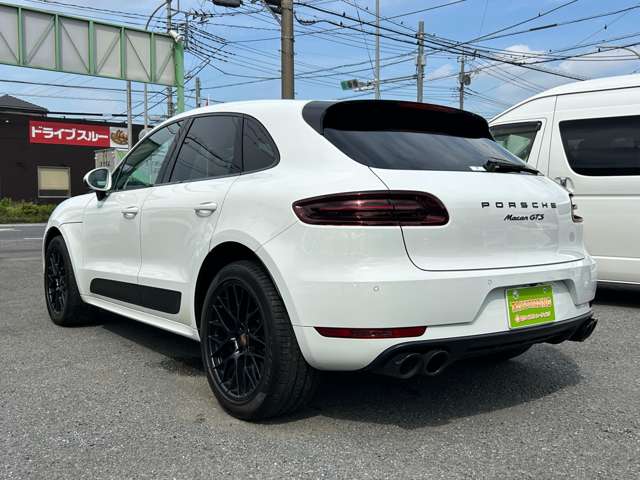 Porsche Macan 7