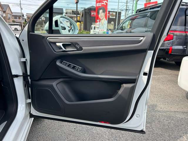 Porsche Macan 9